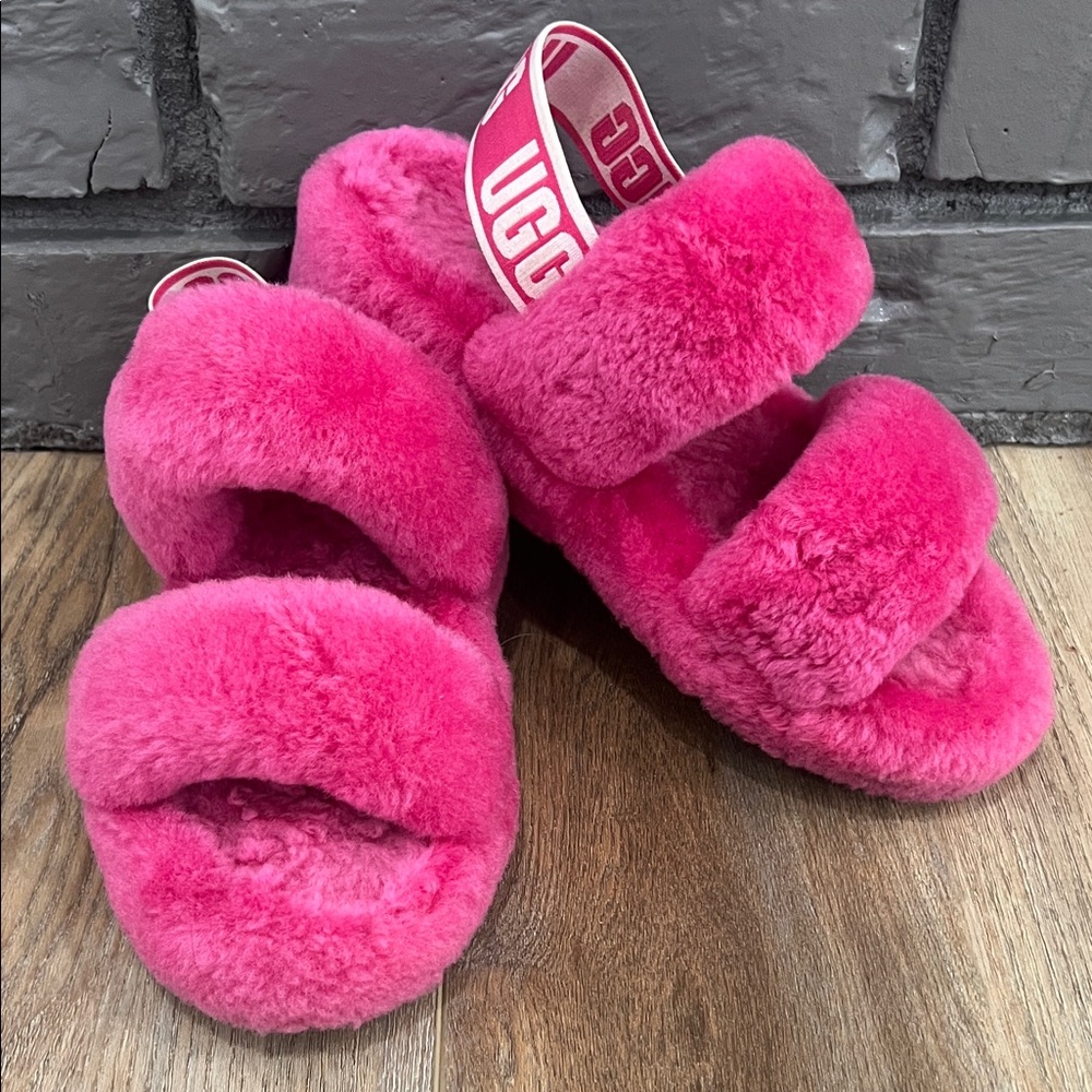 UGG Vibrant Pink Fluffy Slippers size 5